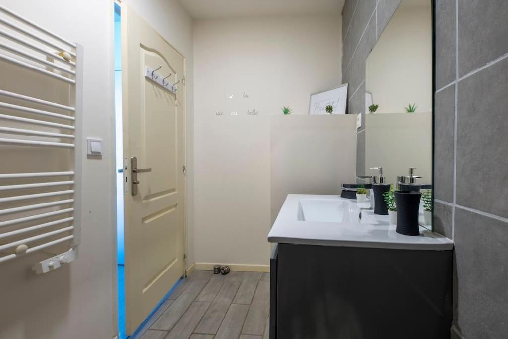 Bistrot 8 Apartman Nazelles-Negron Kültér fotó